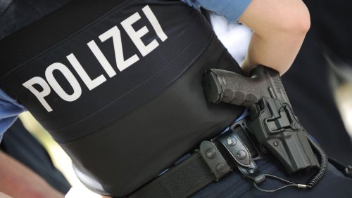 Durchsuchungen in drei Bundesländern: Verdacht auf Kinderpornografie in Nudisten-Verein