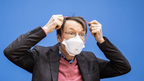 Coronavirus: Lauterbach kritisiert Ende der FFP2-Maskenpflicht in Bayern