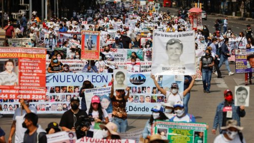 »Wo sind unsere Kinder?«: Tausende Angehörige von Vermissten demonstrieren in Mexiko