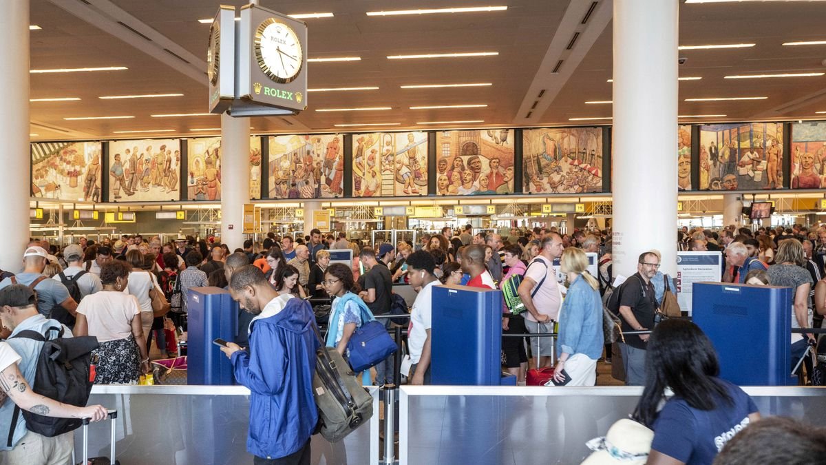 Auswärtiges Amt verschärft Reisehinweise für die USA