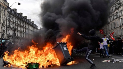 Macrons Rentenreform: Frankreich kocht vor Wut