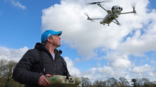 Britische Firma entwickelt nicht störbare Drohne für die Ukraine 