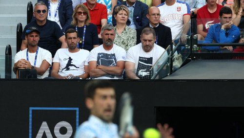 Nach Vorfall mit prorussichen Zuschauern: Djoković’ Vater will Australian-Open-Halbfinale nur im TV schauen