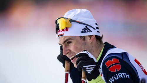Nordische Kombination: Nach schwachem Sprung – Geiger sprintet von Platz 18 auf drei