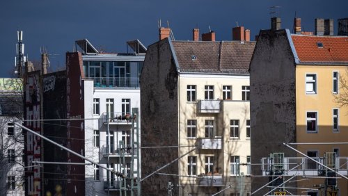 Deftige Preisabschläge nötig: Häuser mit schlechter Energiebilanz verlieren an Wert