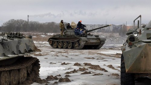 Krieg in der Ukraine: Jetzt kämpft Russland mit Panzern aus dem Museum