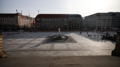 Bausenator weist Kritik am Gendarmenmarkt zurück 