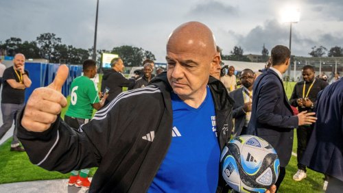Gianni Infantino auf dem Fifa-Kongress in Kigali: Der Fußball-Herrscher und seine Skandale