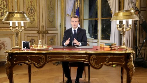 Frankreichs Präsident im Umfragetief: Der Holzweg des Monsieur Macron