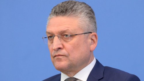 Lothar Wieler hält Labor-Ursprung von Sars-CoV-2 für die wahrscheinlichere These 