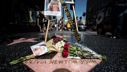 Stars trauern um Olivia Newton-John: »Eine weitere Stimme, die dem Himmelschor hinzugefügt wurde«