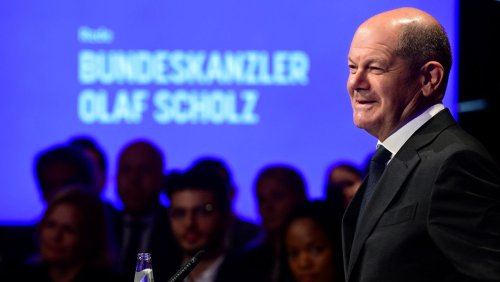 Reformpläne der SPD: Scholz wirbt für einfachere Einbürgerungen