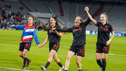 Bayerns Spielerinnen in der Champions League: Die Welle nimmt Fahrt auf
