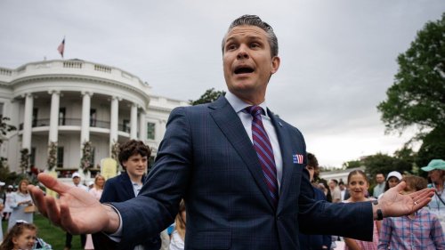 Hegseth ließ Signal offenbar auf Büro-Rechner installieren 