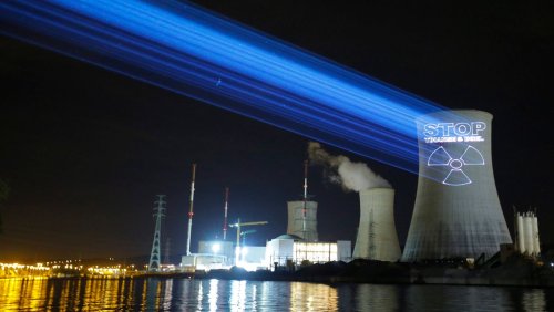 Risse im Reaktordruckbehälter: Belgien schaltet umstrittenen Atommeiler nahe deutscher Grenze ab
