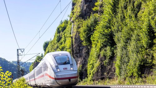 Service-Offensive: Bahn erhöht Personal in Zügen – und verlängert Umsteigezeiten