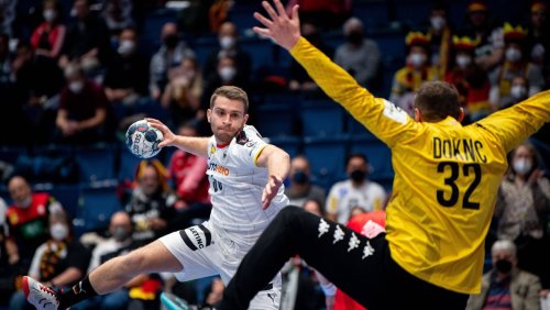 Handball-EM 2022: Deutschland müht sich gegen Österreich zum Sieg
