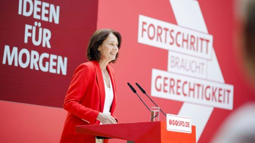Einstimmige Entscheidung: SPD-Vorstand nominiert Barley als Spitzenkandidatin für Europawahl