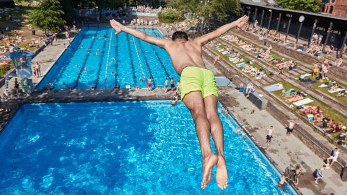 Mehr als 30 Grad: Schwimmbadwetter – und es wird noch wärmer