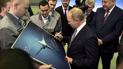 Codename »Blackjack«: Putin nimmt an Testflug in Nuklearbomber teil
