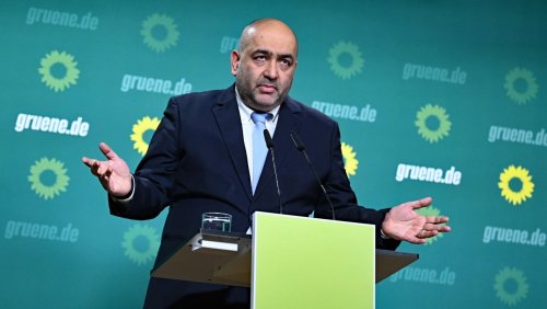 Umstrittene Aussagen zum Ukrainekrieg: Mützenich bringt Grünenchef Nouripour gegen sich auf