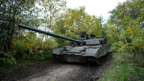 +++ Krieg in der Ukraine +++: Seit Kriegsbeginn hat die Ukraine laut London 440 russische Kampfpanzer erbeutet