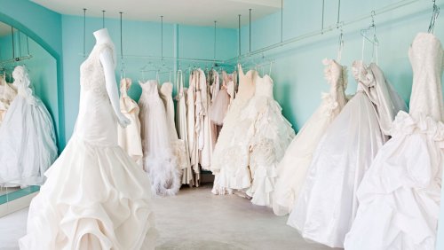 Hunderte gestohlene Brautkleider und teure Kosmetik: 28-Jähriger muss mehrere Jahre in Haft