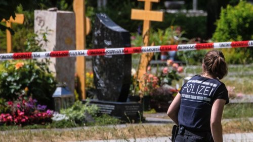 Beerdigung in Altbach bei Esslingen: Verletzte nach Detonation und Prügelei bei Trauerfeier