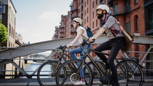 Sportmediziner präsentiert neue Studienergebnisse: Tägliches Fahren mit dem E-Bike senkt das Herzinfarktrisiko um 40 Prozent