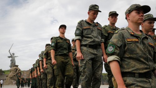 Militär in der Krise: US-Geheimdienste blicken skeptisch auf Russlands Kapazität für Frühjahrsoffensive