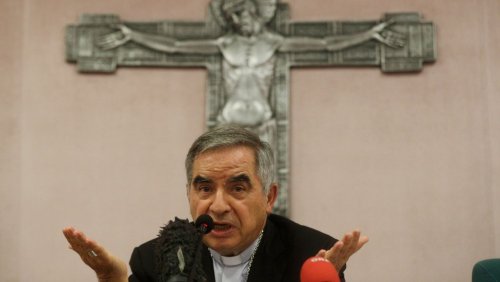 Prozess gegen Kardinal: Vatikan verkauft Skandal-Immobilie mit mehr als 100 Millionen Euro Verlust
