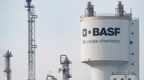 Einsparungen in Milliardenhöhe: BASF kündigt weiteren Stellenabbau in Ludwigshafen an