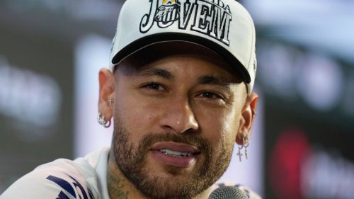 Neymar trägt St.-Pauli-Trikot und erntet Kritik 
