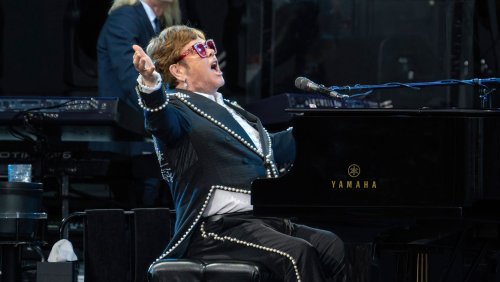 Auf Abschiedstour seit 2018: Elton John stellt einen Ticket-Umsatzrekord auf