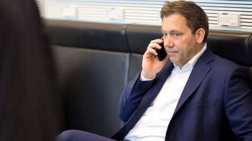 Machtspiele an der SPD-Spitze: Die unheimliche Freundlichkeit des Lars Klingbeil