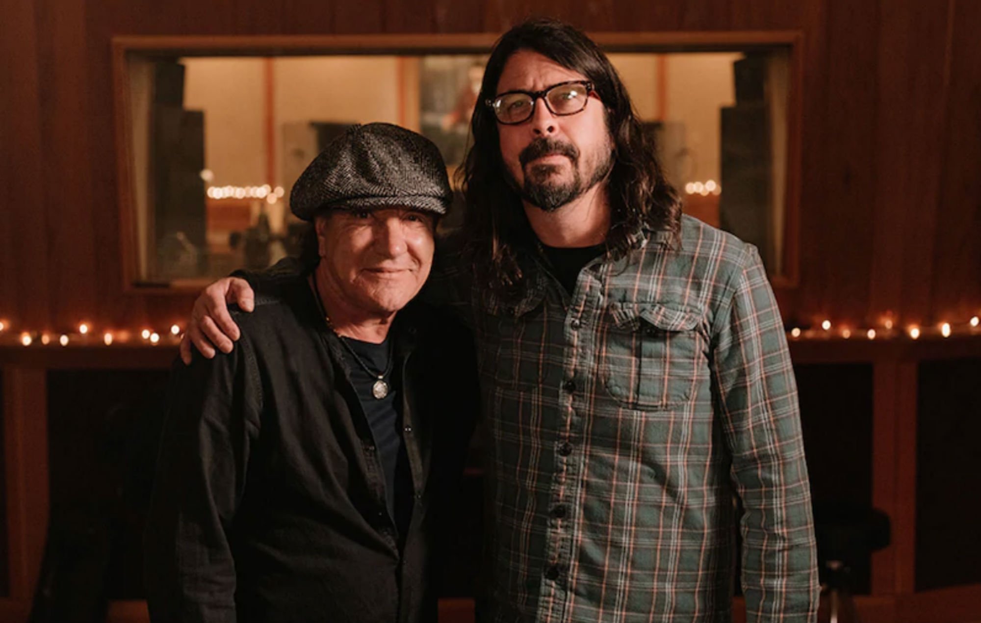 Dave Grohl Tells AC/DC's Brian Johnson What Makes Him Want To Quit Foo Fighters