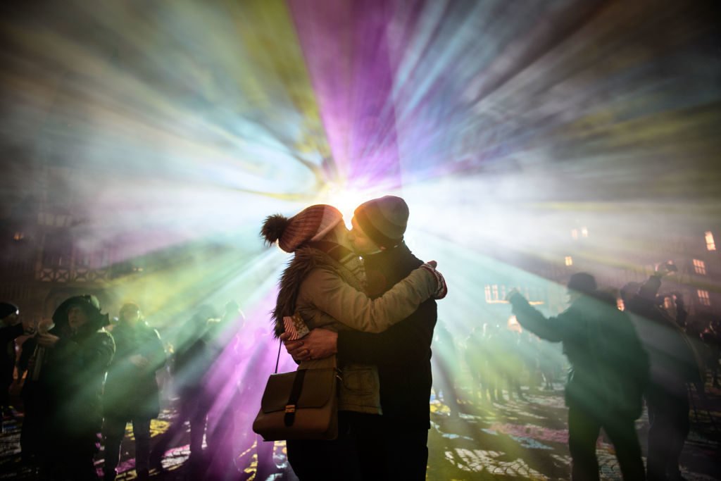 The best songs to make-out to - cover