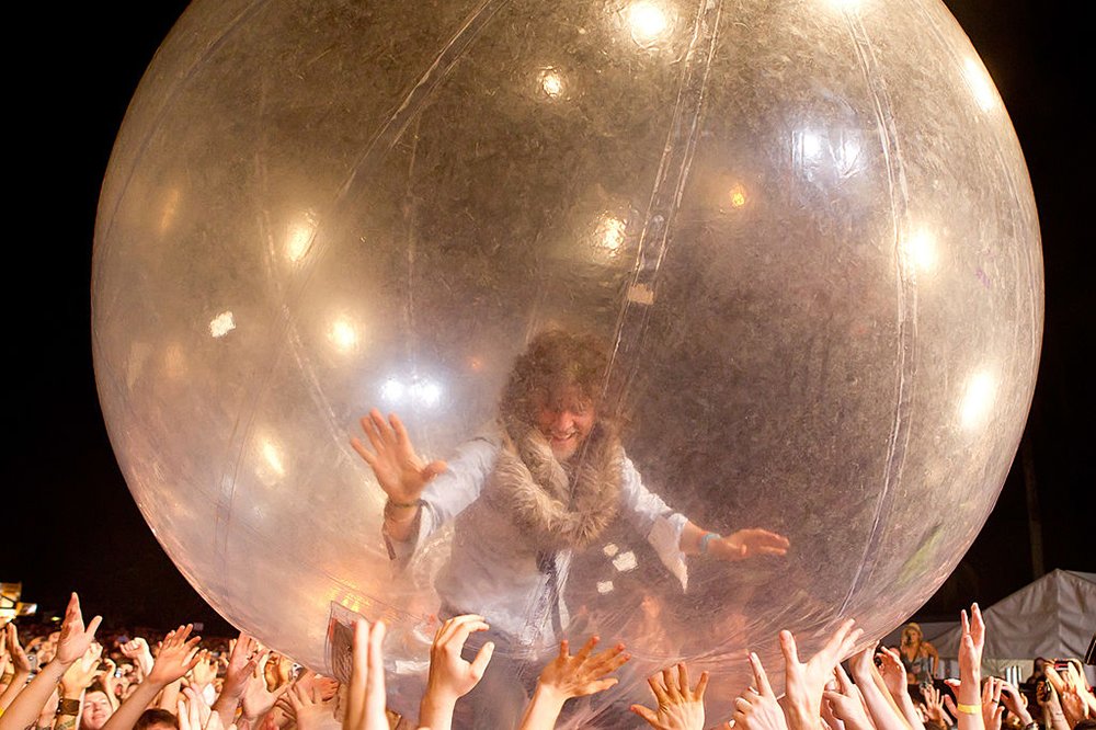 You need to see the 'bubble concert' the Flaming Lips just pulled off