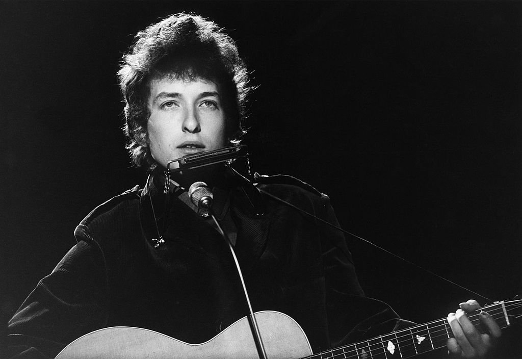Bob Dylan Accused of Grooming and Sexual Abuse of 12-Year-Old