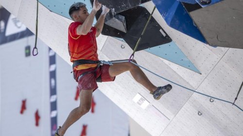 Alberto Ginés a la final de escalada de dificultad en Múnich