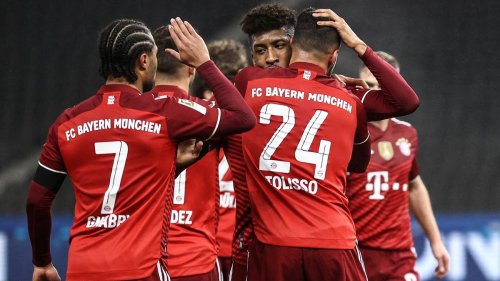Tor-Gala zum Spieltags-Abschluss: Dominante Bayern schießen Hertha BSC tiefer in die Krise