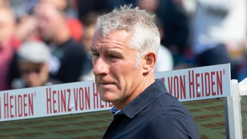 Bericht: Ex-Bundesliga-Trainer Slomka verhandelt mit Podolski-Klub Gornik Zabrze