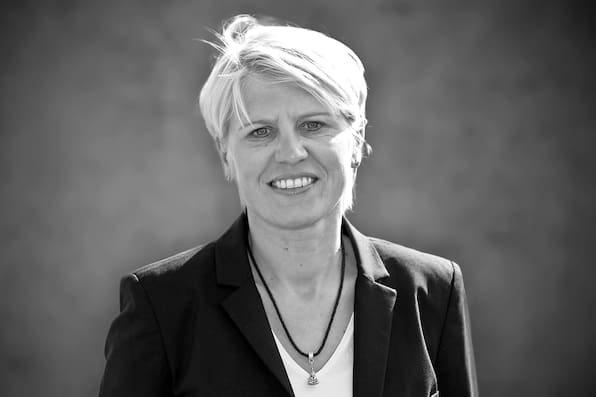Deutschland - Italien: Trauerflor und Schweigeminute wegen gestorbener Doris Fitschen