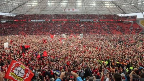Rätsel um Bayer Leverkusen: Warum singen die Fans SVB?