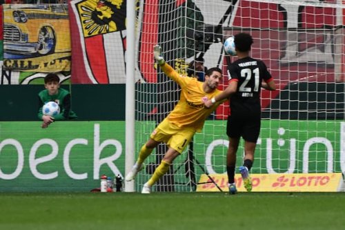 Frankfurt holt Punkt beim Trapp-Comeback