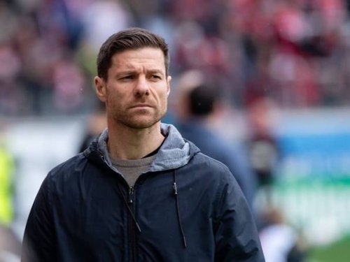 FC Bayern will Xabi Alonso: Uli Hoeneß gibt Prognose ab