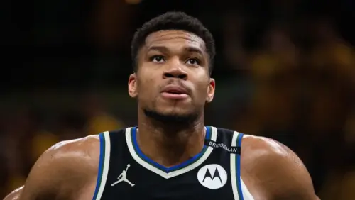 Knicks could easily land Giannis by trading two All-Stars in controversial deal