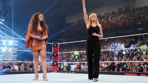 WWE pulling plug on legend? Who will fill her shoes?