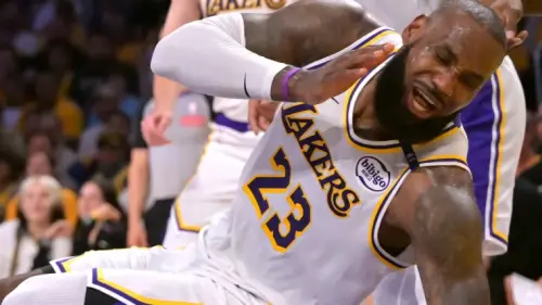 Lakers' LeBron James announced as shocking MVP winner of undesirable award