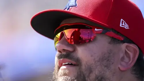 Phillies make decision on long-term contract for Kyle Schwarber